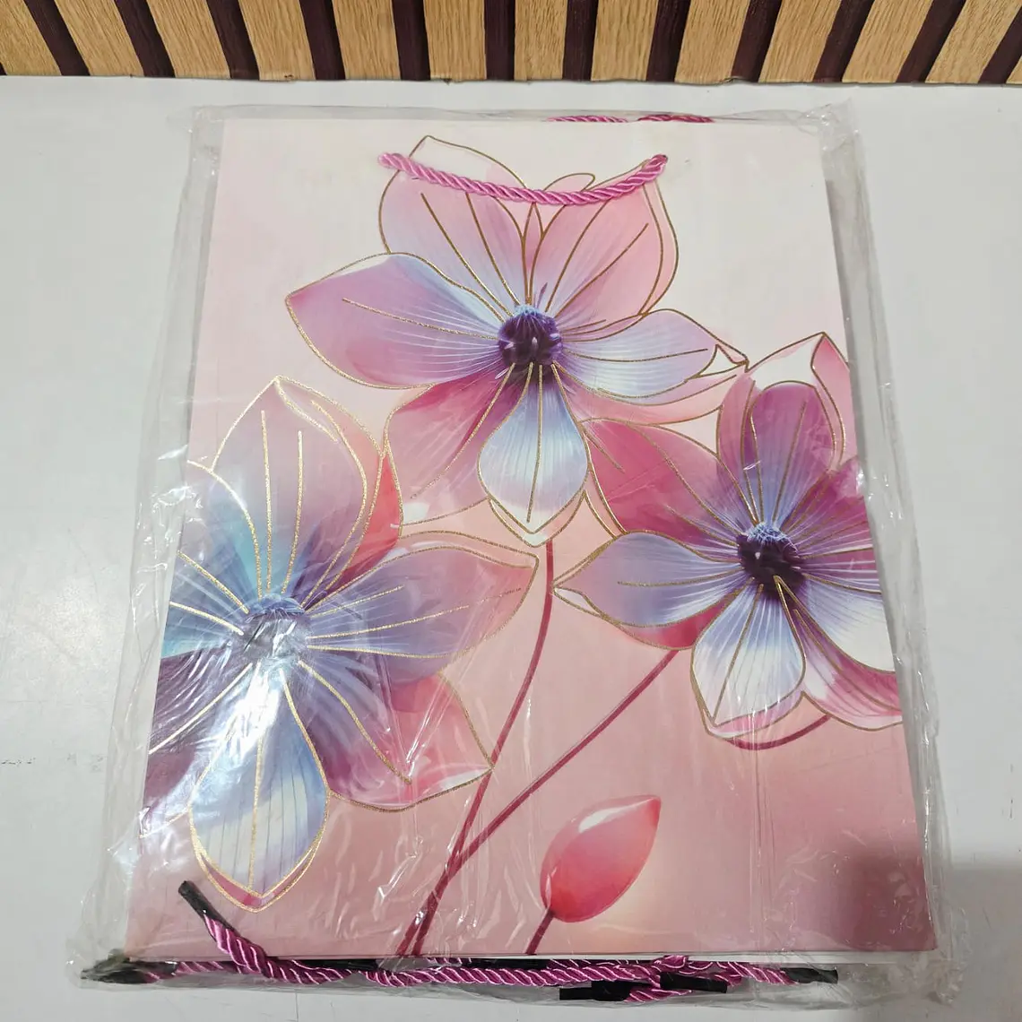 BOLSA MEDIANA PARA REGALO VARIOS DISEÑOS #4B, 0B, 9B 🦋🎁 1