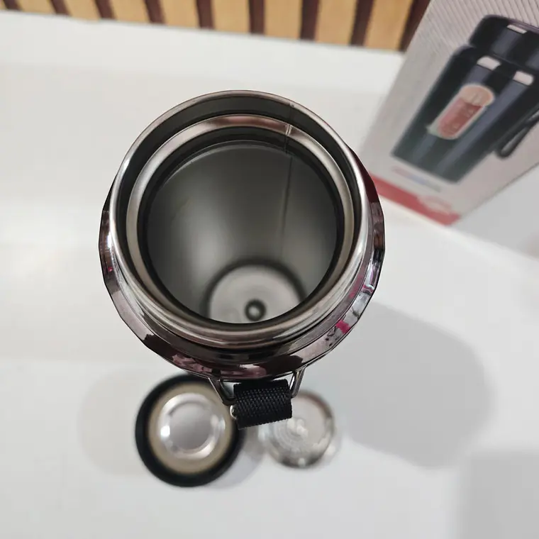 TERMO VACUUM COLORES METÁLICOS DE 1L MOD# 25-149 11