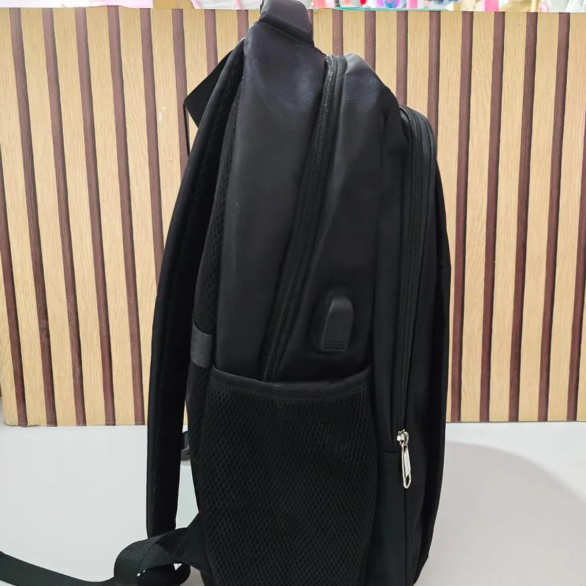 MOCHILA ANTIRROBO GRENOBIL PARA CABALLERO MOD# 1911496 4