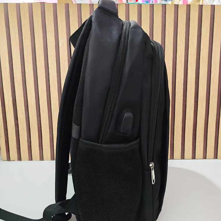MOCHILA ANTIRROBO GRENOBIL PARA CABALLERO MOD# 1911496 4