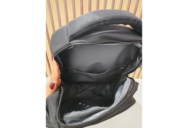 MOCHILA ANTIRROBO GRENOBIL PARA CABALLERO MOD# 1911496