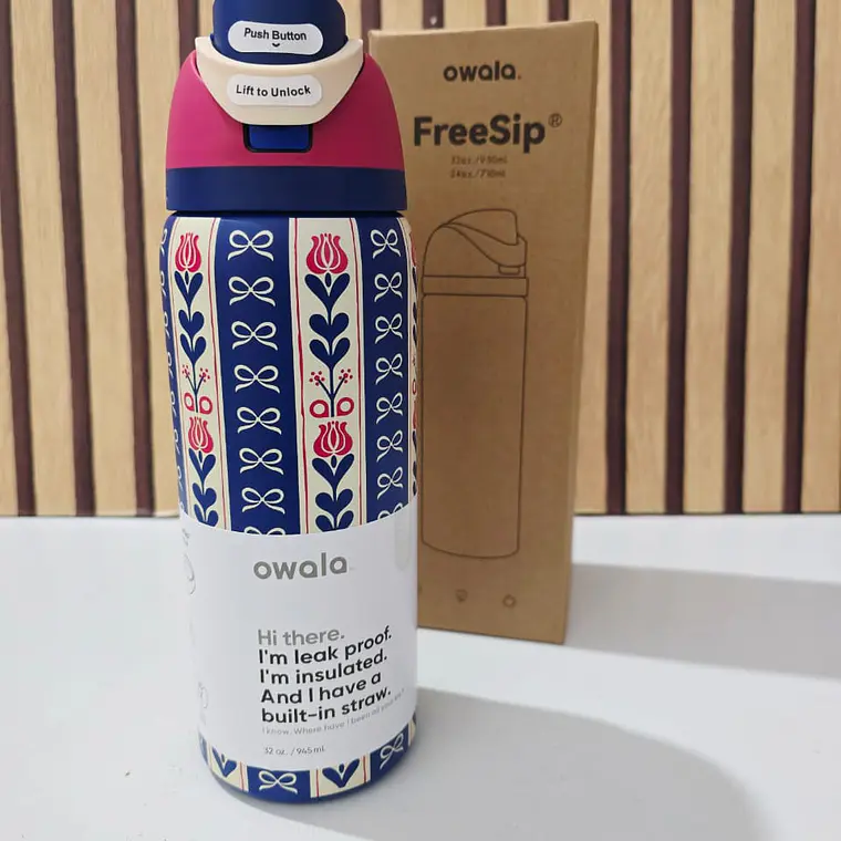 TERMO OWALA DE 950ML/ PEROSNAJES MOD# 2601🥤🍋‍🟩 4