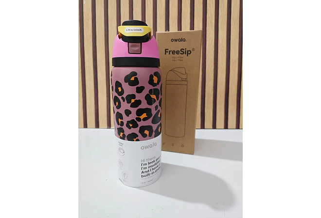 TERMO OWALA DE 950ML/ PEROSNAJES MOD# 2601🥤🍋‍🟩