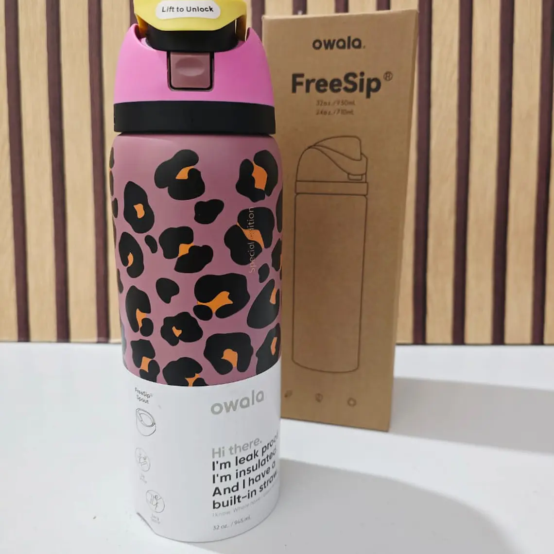 TERMO OWALA DE 950ML/ PEROSNAJES MOD# 2601🥤🍋‍🟩 12