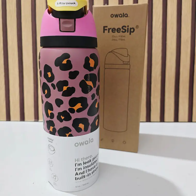 TERMO OWALA DE 950ML/ PEROSNAJES MOD# 2601🥤🍋‍🟩 12