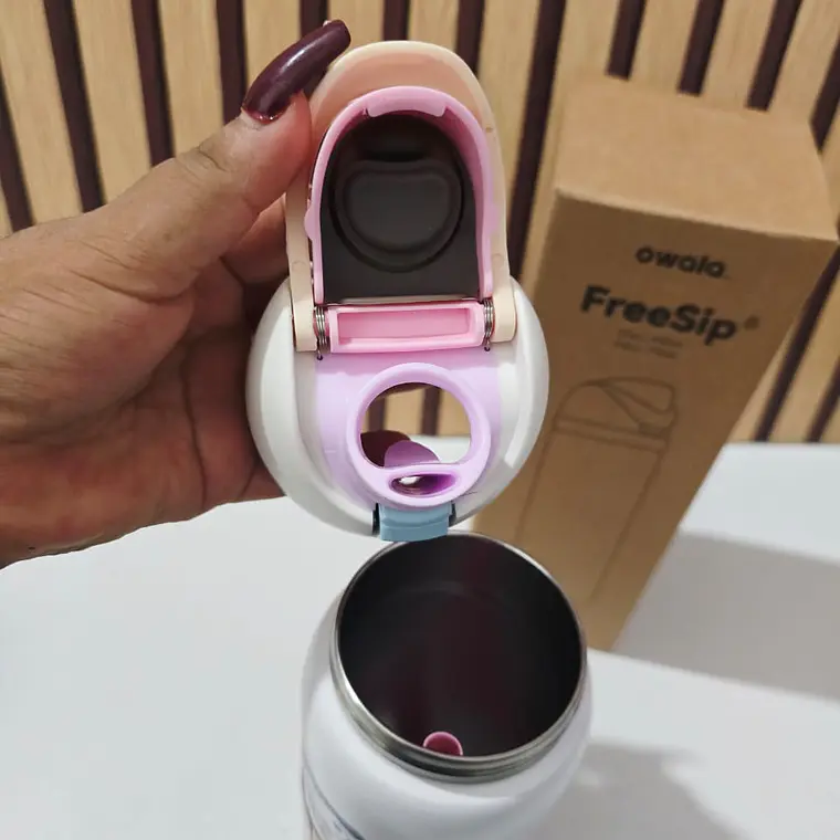 TERMO OWALA DE 950ML/ PEROSNAJES MOD# 2601🥤🍋‍🟩 14