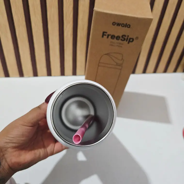 TERMO OWALA DE 950ML/ PEROSNAJES MOD# 2601🥤🍋‍🟩 16