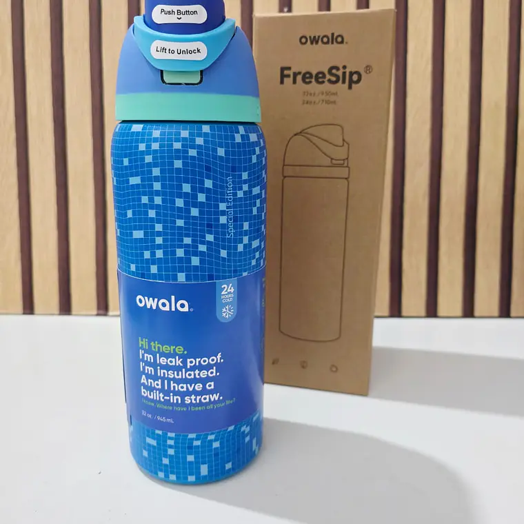 TERMO OWALA DE 950ML/ PEROSNAJES MOD# 2601🥤🍋‍🟩 20