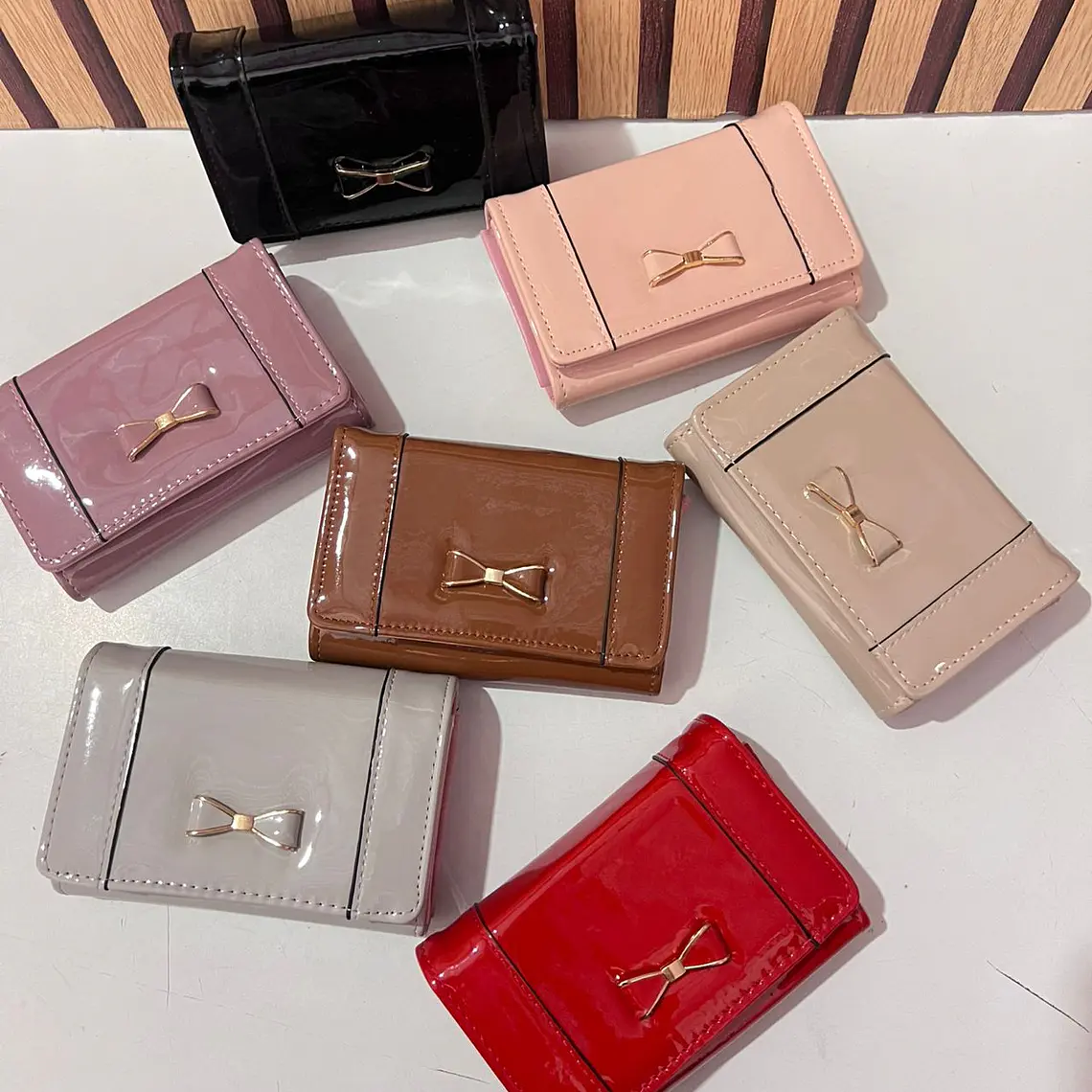 CARTERA CHAROL MOÑO MOD: WGT5-69  🎀 1