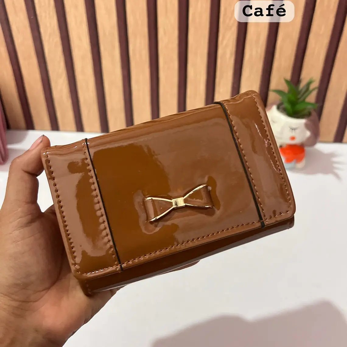 CARTERA CHAROL MOÑO MOD: WGT5-69  🎀 3