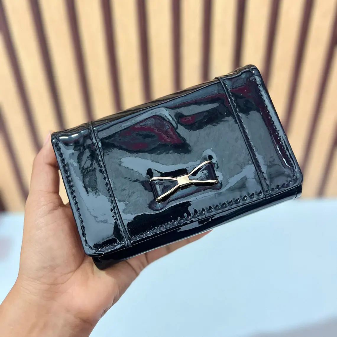 CARTERA CHAROL MOÑO MOD: WGT5-69  🎀 5