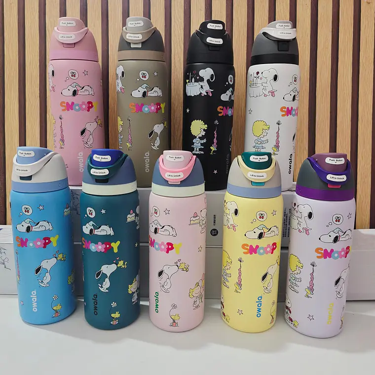 945ML TERMO OWALA FREESIP SNOOPY 1