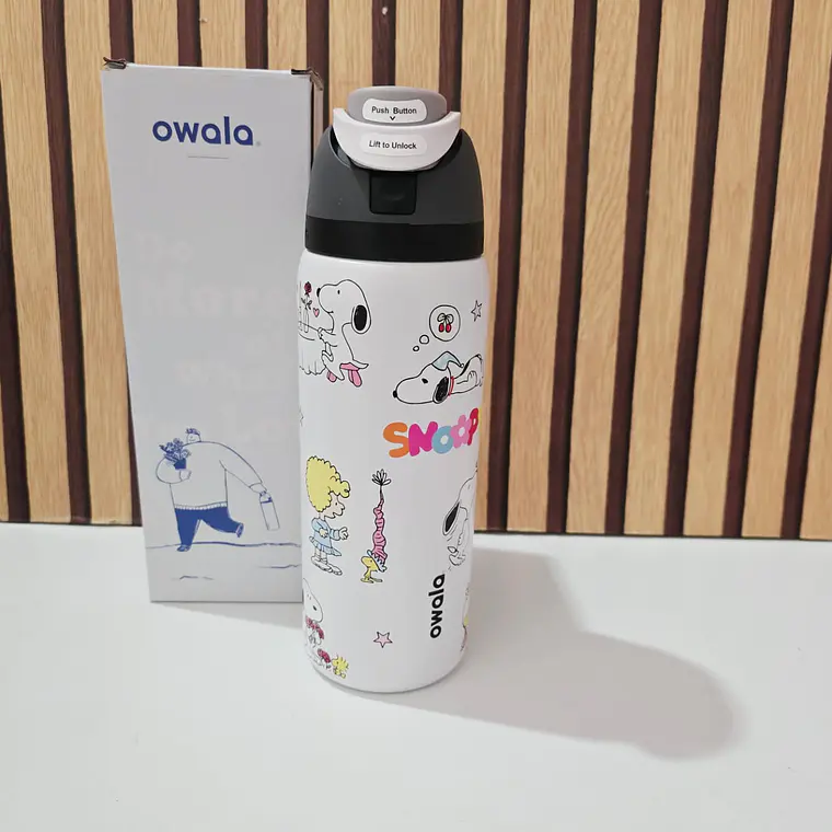 945ML TERMO OWALA FREESIP SNOOPY 2