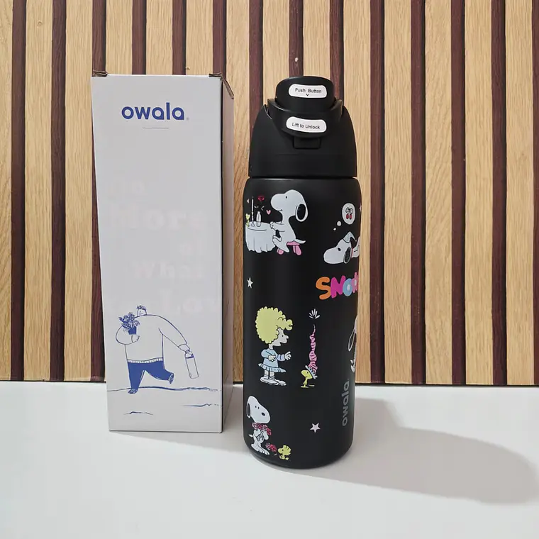 945ML TERMO OWALA FREESIP SNOOPY 7