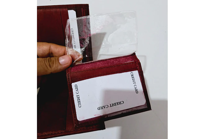 CARTERA BI-FOLD DE PIEL GENUINA/COLORES LISOS (VIENE EN BOLSITA)