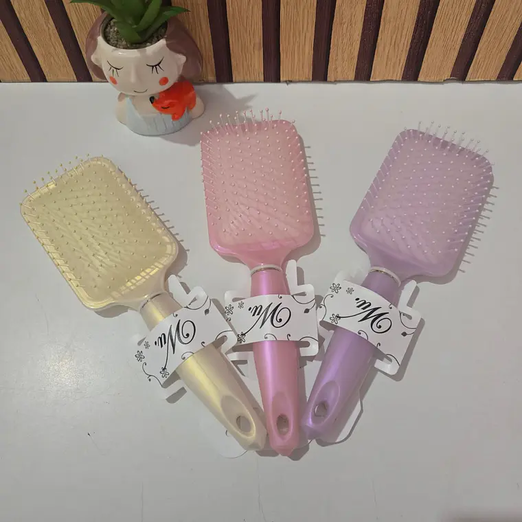 PEINE CUADRADO U OVALADO PARA EL CABELLO (ADULTO) MOD# W-JF-90 O 91 2