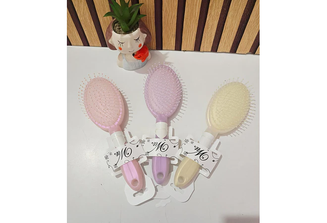 PEINE CUADRADO U OVALADO PARA EL CABELLO (ADULTO) MOD# W-JF-90 O 91