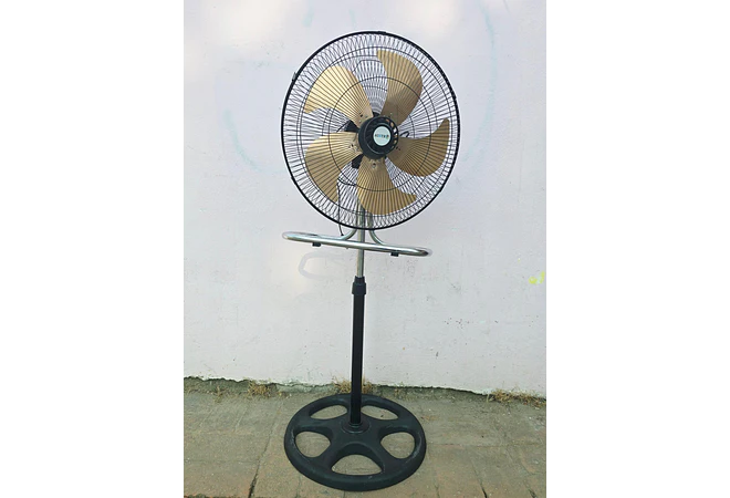 VENTILADOR 3 EN 1 DE 18 PULGADAS (ASPAS DORADAS) POTENCIA 80W