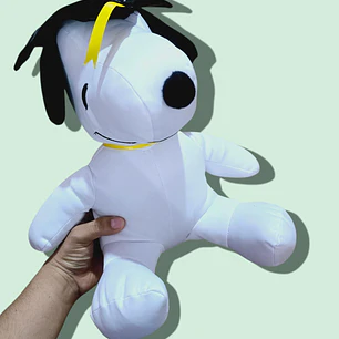 PELUCHE SNOOPY FIRMA CON GORRO Y LISTÓN AMARILLO GRADUACIÓN MOD# 04 🎓