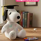 PELUCHE SNOOPY FIRMA CON GORRO Y LISTÓN AMARILLO GRADUACIÓN MOD# 04 🎓 - Miniatura 3