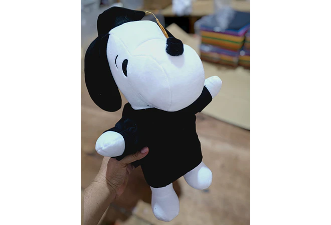 PELUCHE MEDIANO SNOOPY PARADO CON TOGA Y GORRO GRADUACIÓN MOD# 05 🎓