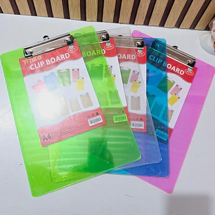 TABLA CON ABRAZADERA COLORES TRANSPARENTE MOD# SN-010J