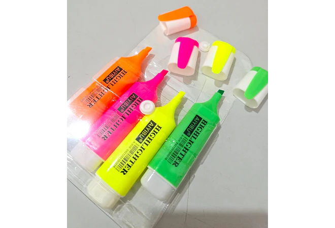 SET CON 4 MARCATEXTO RESALTADOR MOD# 10003YG