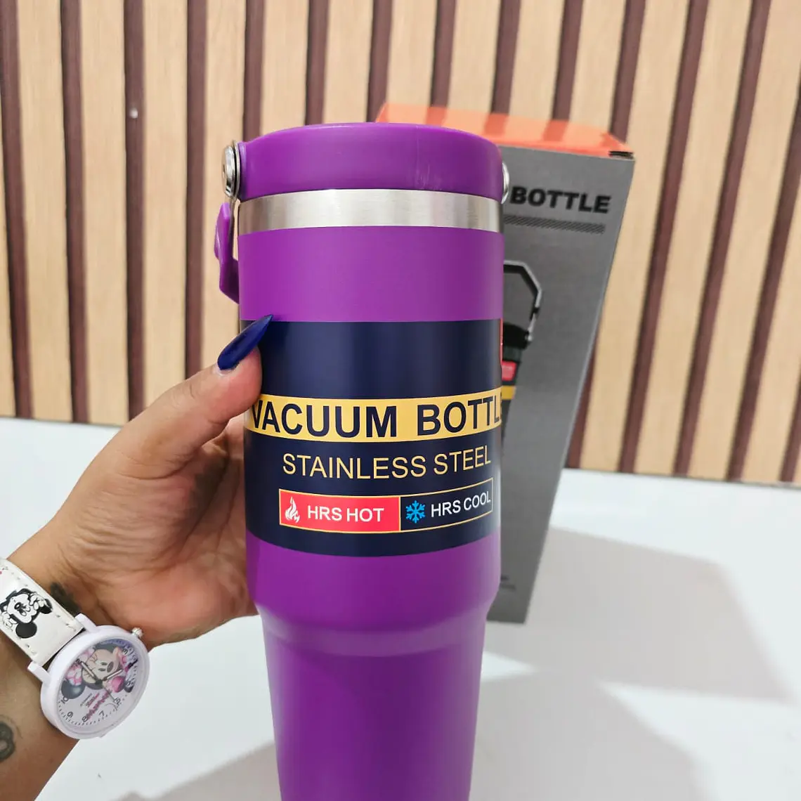TERMO CON ASA VACUUM STAINLESS STEEL DE 850ML MOD# FAB-31 17