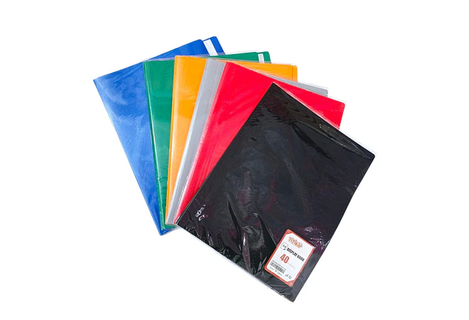CARPETA CON 40 PROTECTORES DE HOJA ORGANIZADOR A4 MOD#SN-009-40J