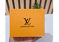 CARTERA IMITACIÓN LOUIS VUITTON DISEÑO LISO MOD# SUP-12155