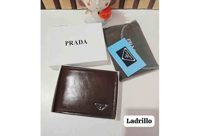 CARTERA IMITACIÓN PRADA PARA CABALLERO MOD# SUP-12157