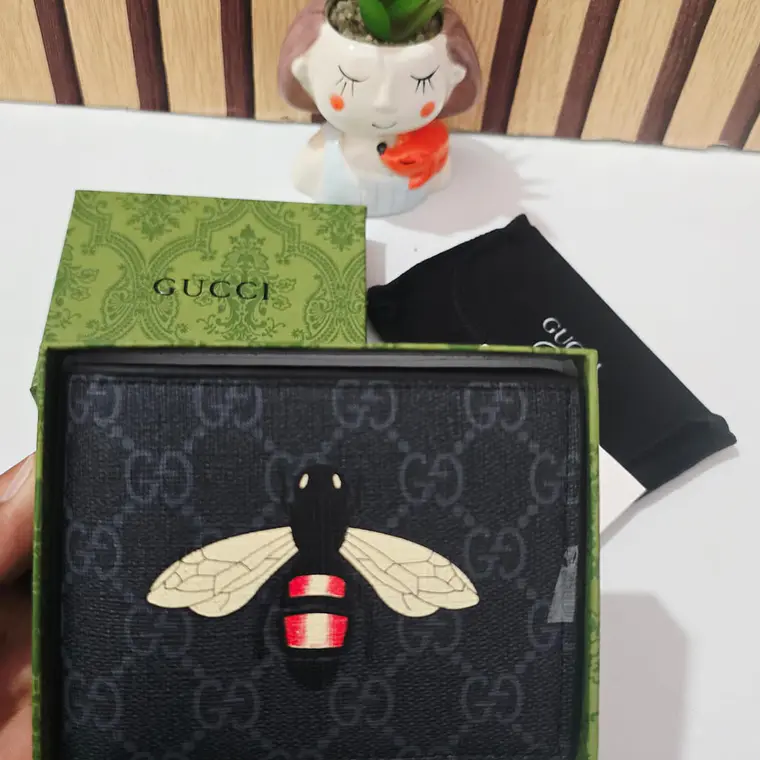 CARTERA PARA CABALLERO GUCCI & BURBERRY MOD# 12162 4