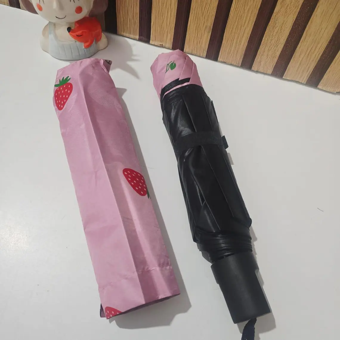 SOMBRILLA DE BOLSILLO DISEÑO FRESA O CEREZA MOD# 205🍓 🍒 5