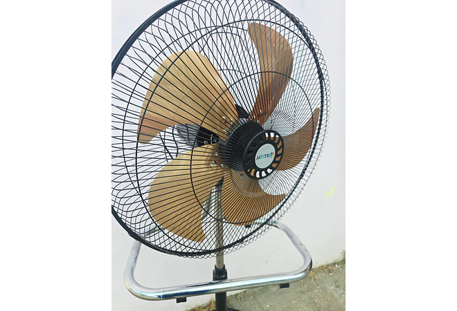 VENTILADOR 3 EN 1 DE 18 PULGADAS (ASPAS DORADAS) POTENCIA 80W
