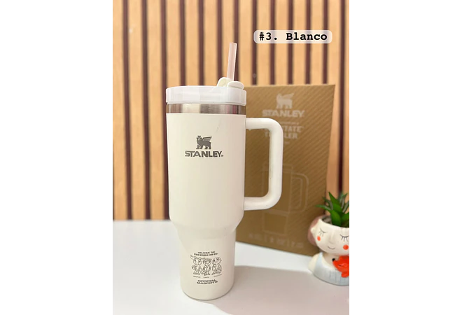 TERMO STANLEY CON AGARRADERA DE 1.18L (MASCOTAS DEL MUNDIAL)  🦅🥤STV40M