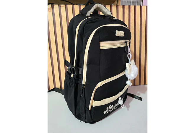 MOCHILA TALENT CON LLAVERO MOD#5609