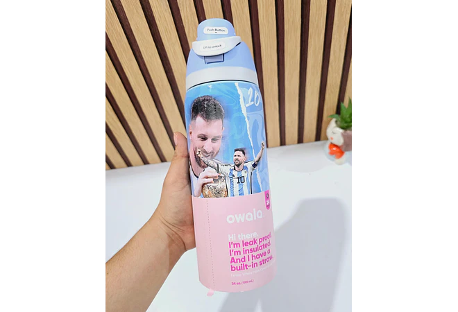 TERMO FREESIP OWALA DISEÑO CRISTIANO Y MESSI DE 1000ML MUNDIAL MOD# LML-066 ⚽