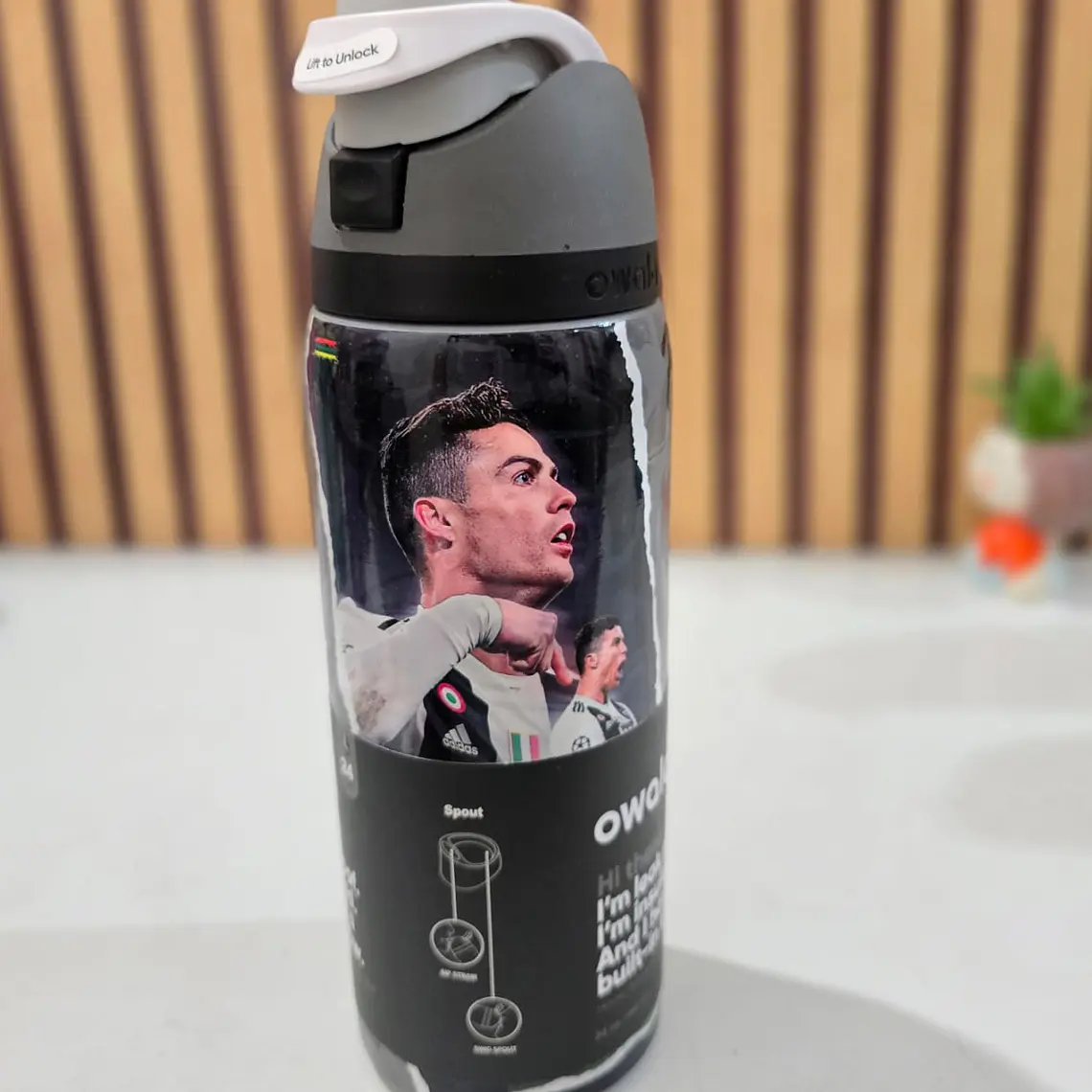 TERMO FREESIP OWALA DISEÑO CRISTIANO Y MESSI DE 1000ML MUNDIAL MOD# LML-066 ⚽ 9