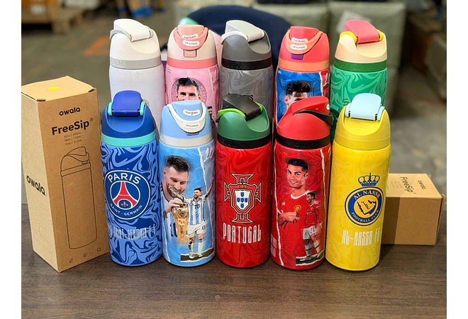 TERMO FREESIP OWALA DISEÑO CRISTIANO Y MESSI DE 1000ML MUNDIAL MOD# LML-066 ⚽