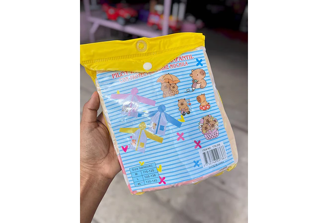 IMPERMEABLE INFANTIL DISEÑO CAPYBARA MOD #TTN-208