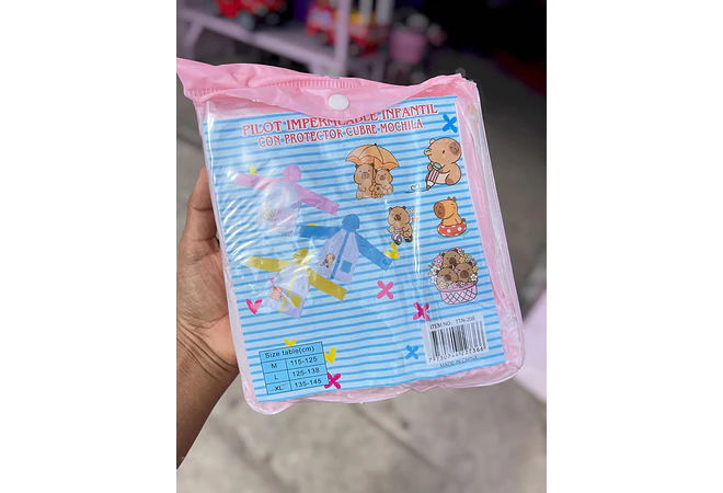 IMPERMEABLE INFANTIL DISEÑO CAPYBARA MOD #TTN-208