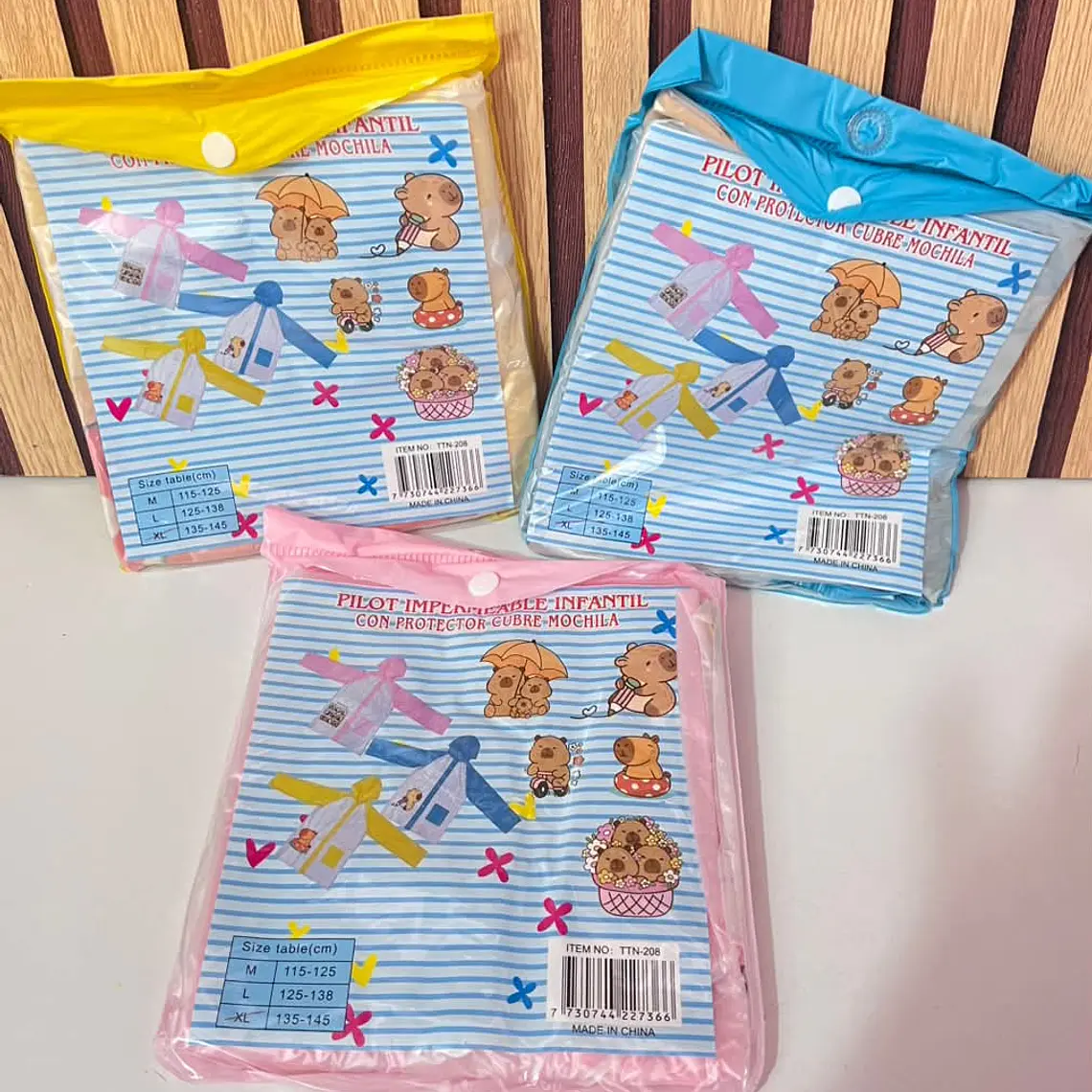 IMPERMEABLE INFANTIL DISEÑO CAPYBARA MOD #TTN-208 8