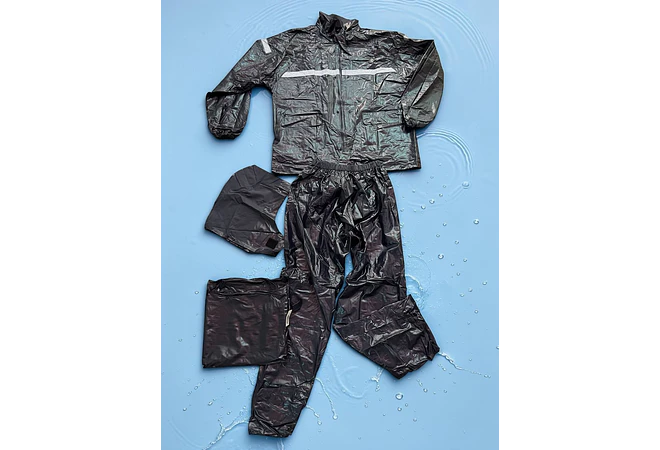 IMPERMEABLE CHAMARRA Y PANTALÓN HGQ FRANJA AMARILLA REFLEJANTE MOD# IMO22