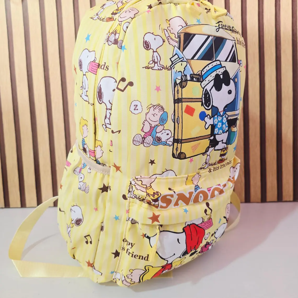 MOCHILA JUVENIL DISEÑO SNOOPY MOD# SN-12 8
