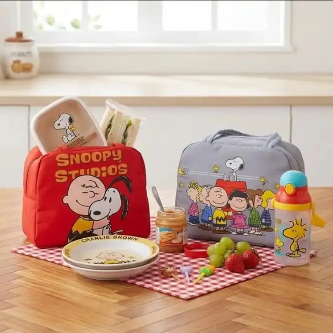 LONCHERITAS SNOOPY MOD #25-BDD-010 AL AZAR 6