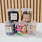 1 BOTECITO/TAPA BLANCA CON 50 DONITAS GRANDES DE COLORES (AL AZAR) MOD# WMD0009 - Miniatura 1
