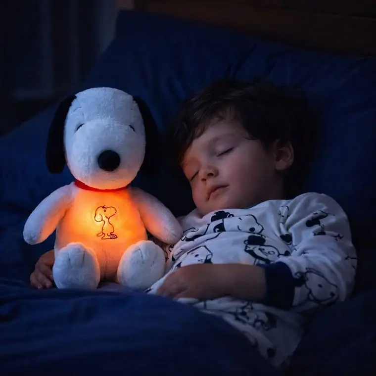 SNOPPY QUE RESPIRA CON LUZ Y SONIDO 2