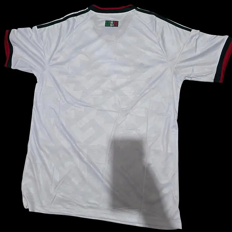 PLAYERA JERSEY MÉXICO JUGADOR BLANCA CALIDAD MAIKSPORT LOGO BORDADO  MUNDIAL 6