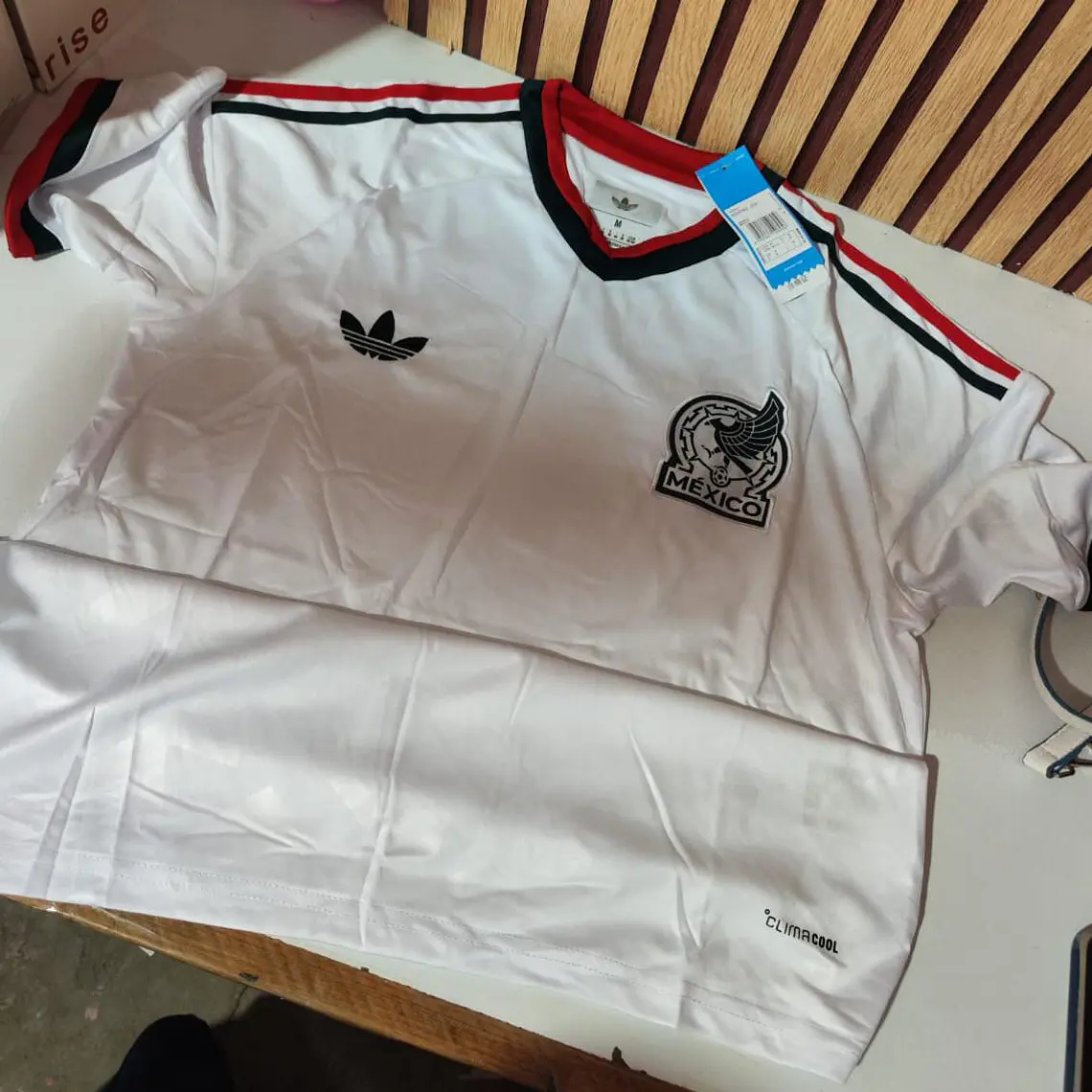 PLAYERA JERSEY MÉXICO JUGADOR BLANCA CALIDAD MAIKSPORT LOGO BORDADO  MUNDIAL 8
