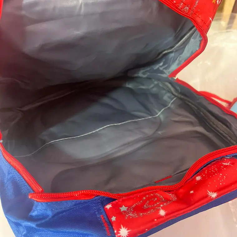 COMBO MOCHILA PARA PRIMARIA DISEÑO CAPIBARA AL AZAR MOD# 25163-7 10